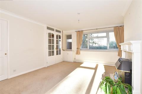 18 Birch Close, Broadstairs, CT10 2NF