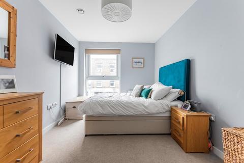 2 bedroom flat for sale - Trevelyan Road, Tooting