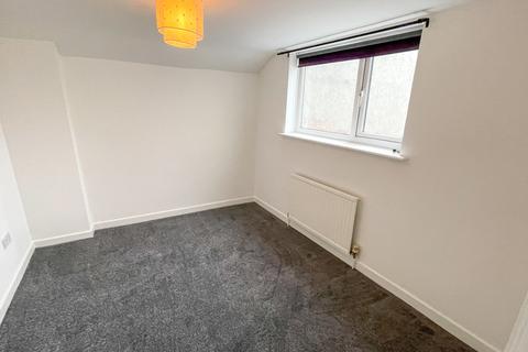 2 bedroom apartment to rent, High Street, Newton-Le-Willows