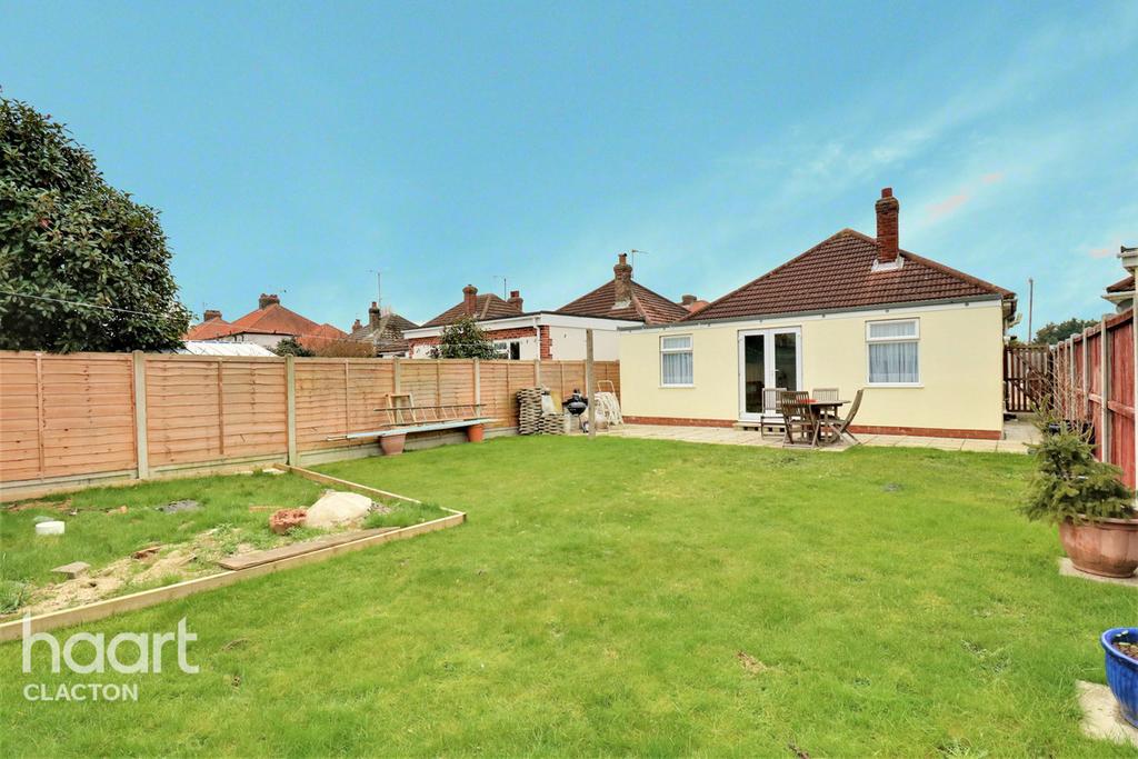 Melbourne Road, ClactonOnSea 3 bed bungalow £275,000