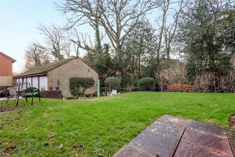 21 Ash Grove, Fernhurst, Haslemere, GU27 3HL