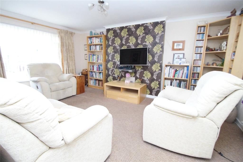 Maple Drive, BurnhamOnSea... 3 bed bungalow £345,000