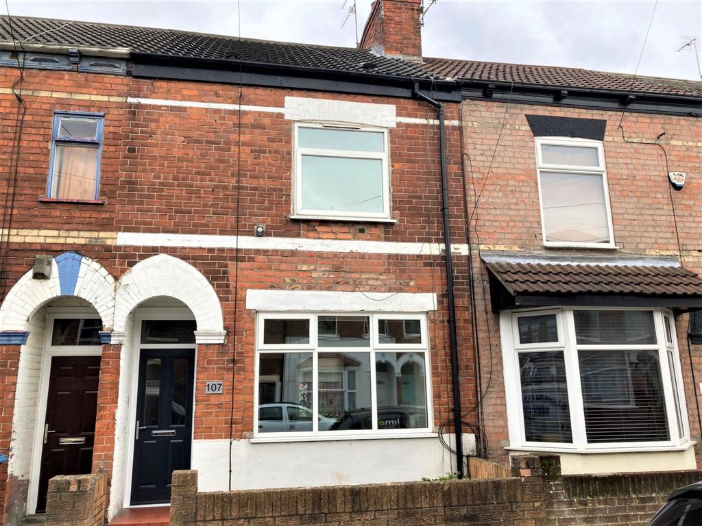 Blenheim Street, Hull, Yorkshire, HU5 2 bed terraced house £105,000