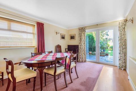 St Andrews Condor Road, Staines-upon-thames, TW18 1UG