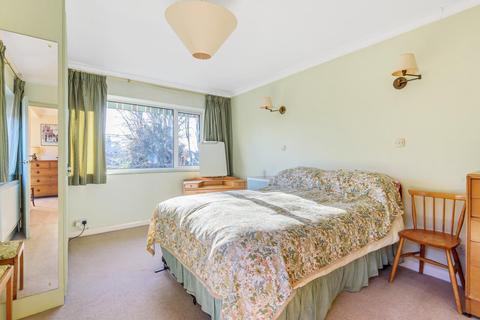 St Andrews Condor Road, Staines-upon-thames, TW18 1UG