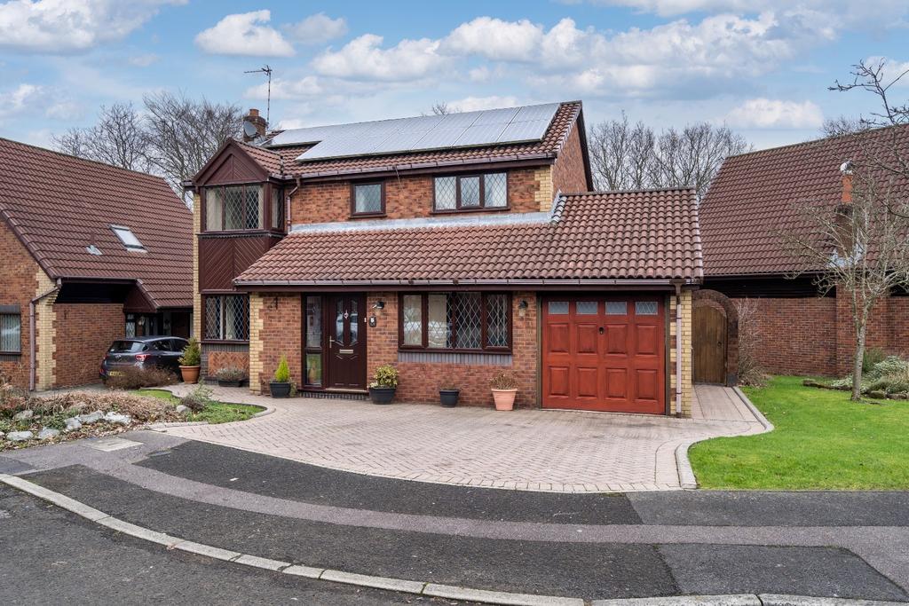 Waters Edge, Farnworth, Bolton... 4 bed detached house £380,000