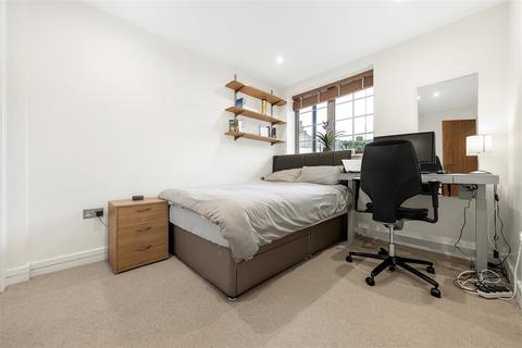 2 bedroom flat for sale - Garratt Lane, SW18