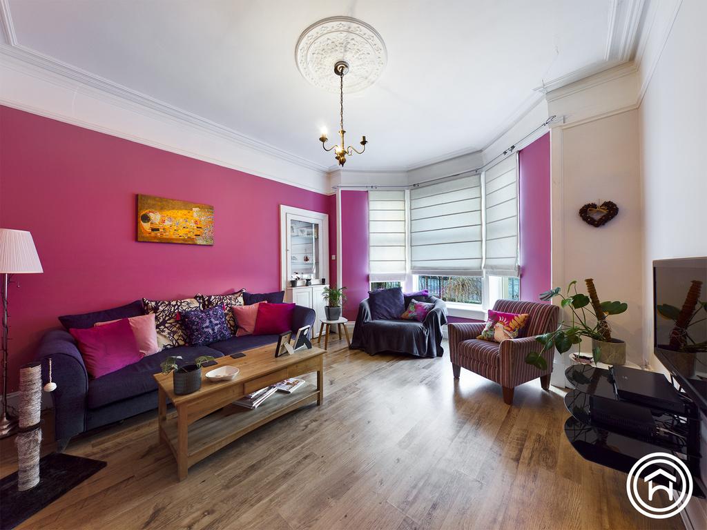 Morriston Street, Cambuslang... 3 bed semidetached house £185,000