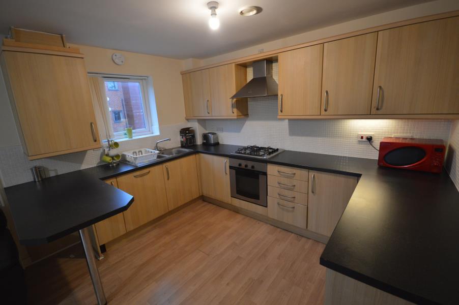 THE WILLOWS, MIDDLEWOOD ROAD, SHEFFIELD, S6 1BJ 2 bed apartment - £695 ...