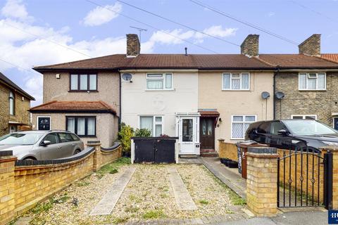 16 Valence Circus, Dagenham, RM8 3LX