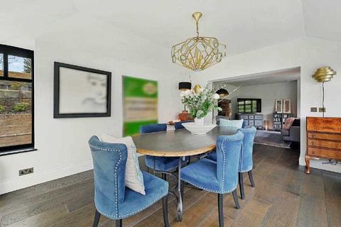 Wildwood, 2 Herington Grove, Hutton, Brentwood, CM13 2NN