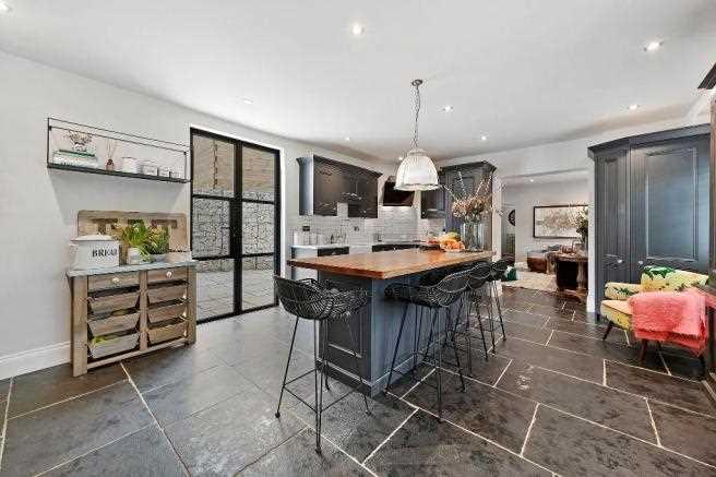 Kitchen/Family Room