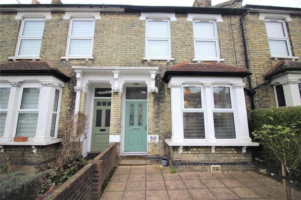 Singlewell Road, Gravesend, Kent, DA11 3 bed terraced house £1,350