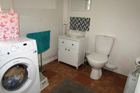 204 Brecon Road, Ystradgynlais, Swansea, SA9 1QT