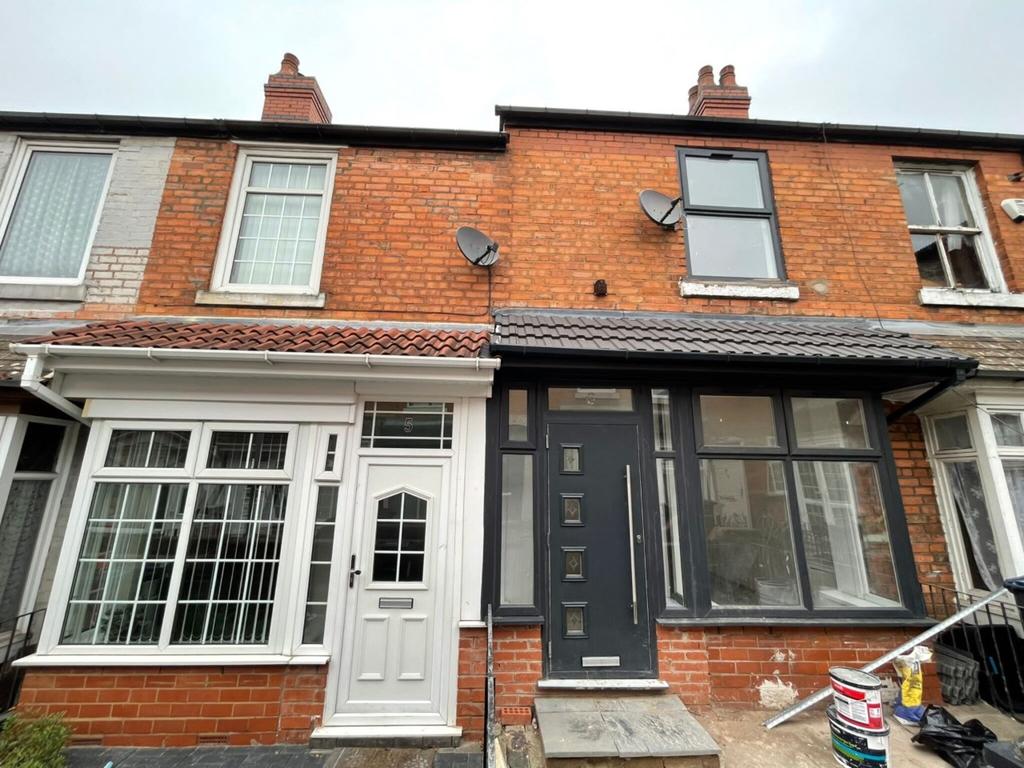 Beach Avenue, Balsall Heath, Birmingham 3 bed terraced house £900 pcm (£208 pw)