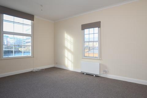 2 bedroom flat for sale - New Street, Dover, CT17