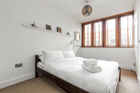 112 Church Walk, London, N16 8QW
