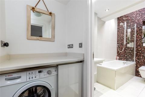 112 Church Walk, London, N16 8QW