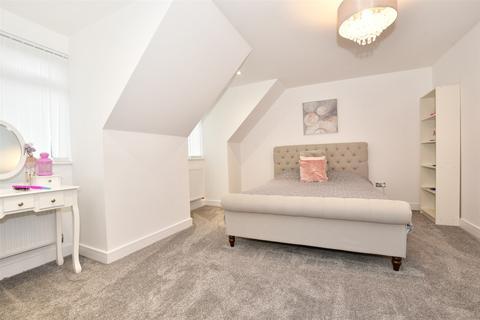 9 Carmelite Way, Hartley, Longfield, DA3 8BP