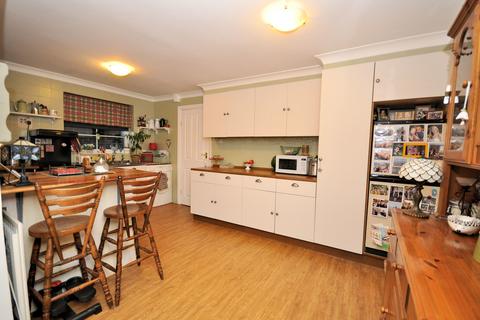 56 Greengate Lane, High Green, Sheffield, S35 3GR