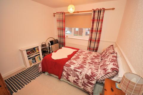 56 Greengate Lane, High Green, Sheffield, S35 3GR