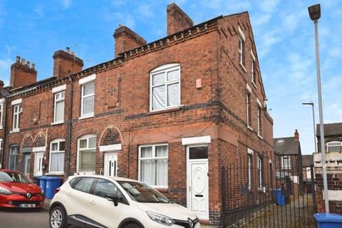 4 bedroom end of terrace house to rent, Franklyn Street, Hanley, Stoke On Trent