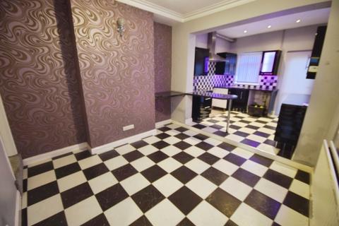 4 bedroom end of terrace house to rent, Franklyn Street, Hanley, Stoke On Trent