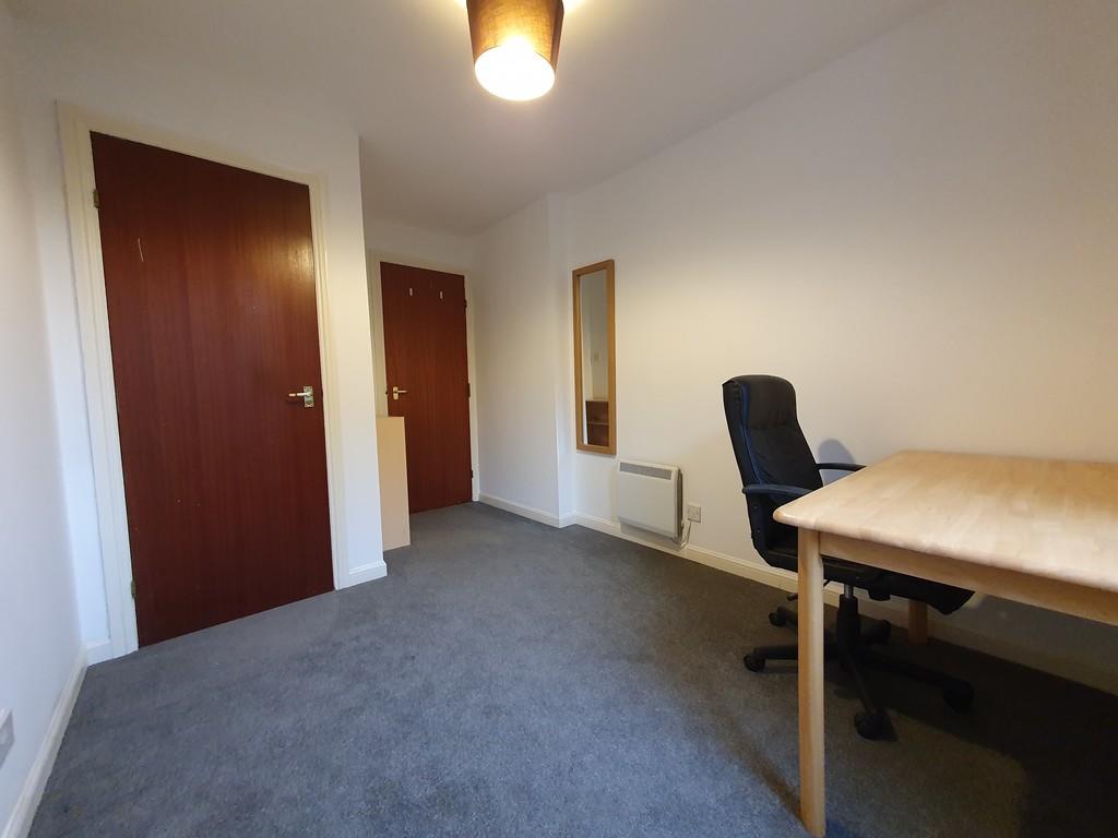 Office/Bedroom 2