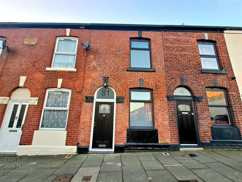 Kings Road, AshtonunderLyne, OL6 2 bed terraced house £700 pcm (£