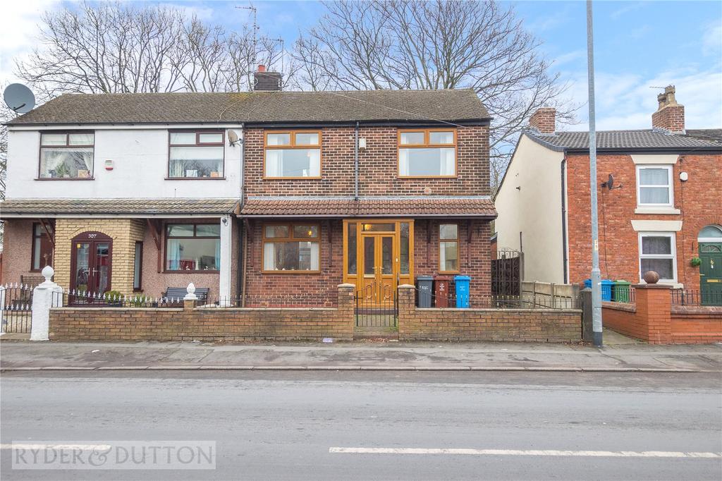 Droylsden Road, Newton Heath... 2 bed semidetached house £150,000