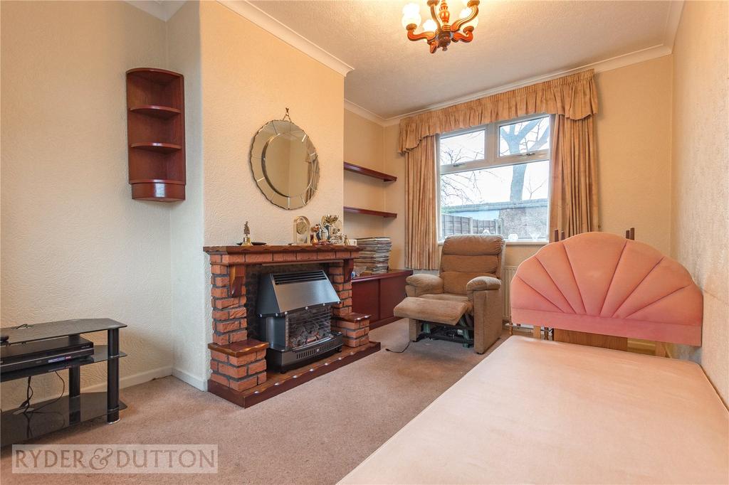 Droylsden Road, Newton Heath... 2 bed semidetached house £150,000