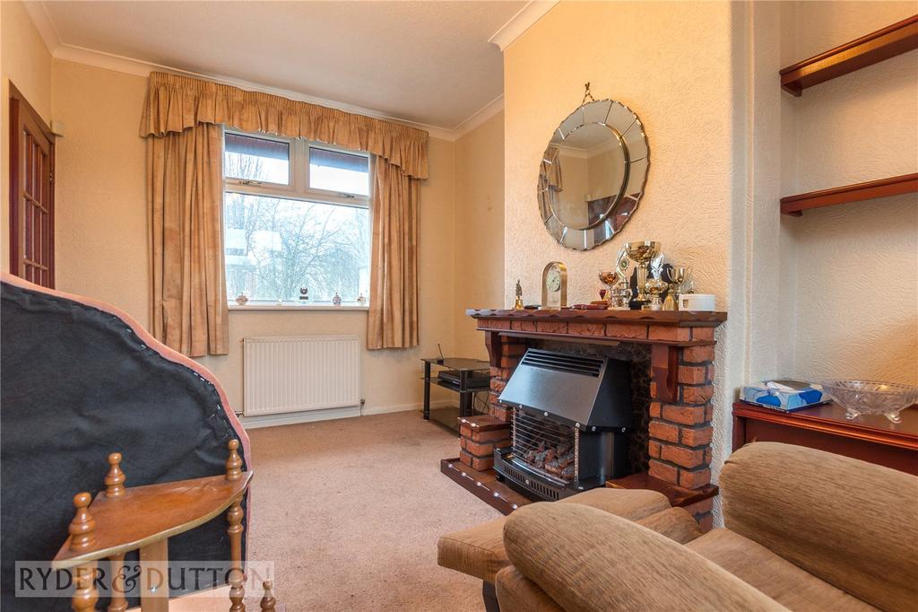 Droylsden Road, Newton Heath... 2 bed semidetached house £150,000