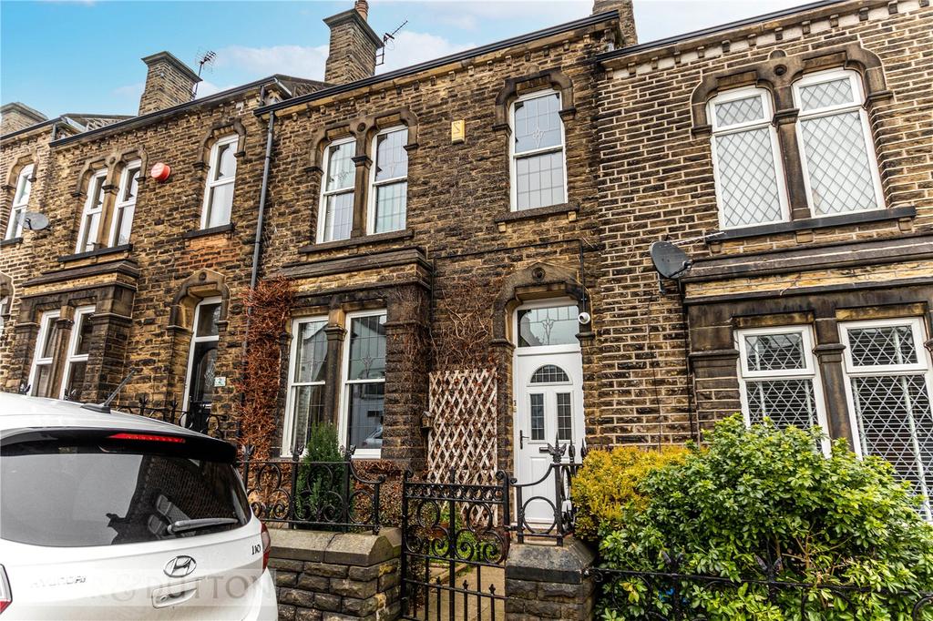 James Street, Holywell Green, HALIFAX, West Yorkshire, HX4 4 bed