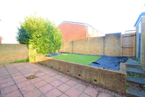 1 Strandfield Close, London, SE18 1LA