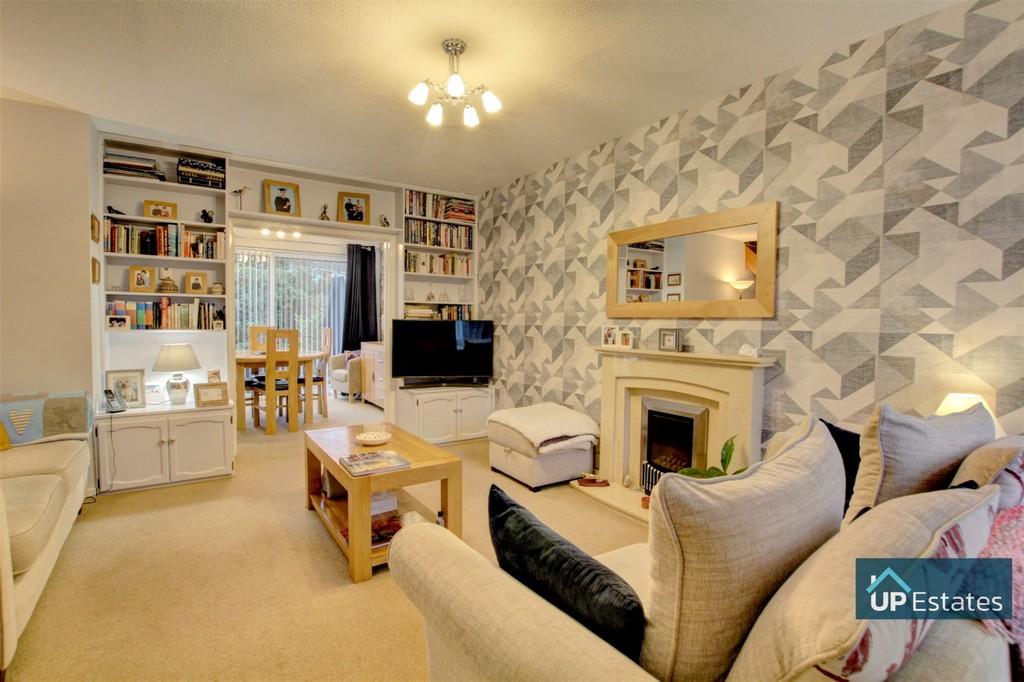 Dorchester Way, Coventry 3 bed semidetached house £265,000
