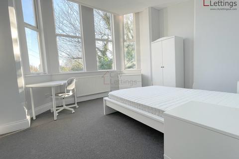 2 bedroom flat to rent, Albert Road, Alexandra Park, Nottingham