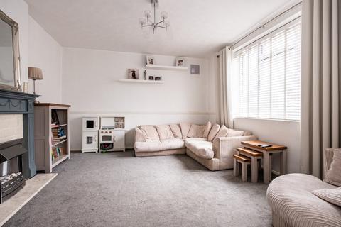 35 Greenhithe Close, Sidcup, DA15 8EE