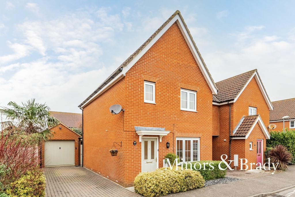 Windsor Park Gardens, Norwich 3 bed link detached house £300,000