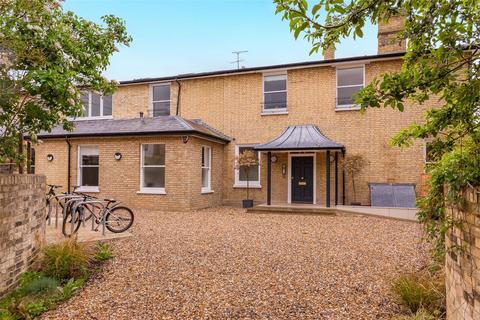 1 bedroom apartment to rent, Maids Causeway, Cambridge