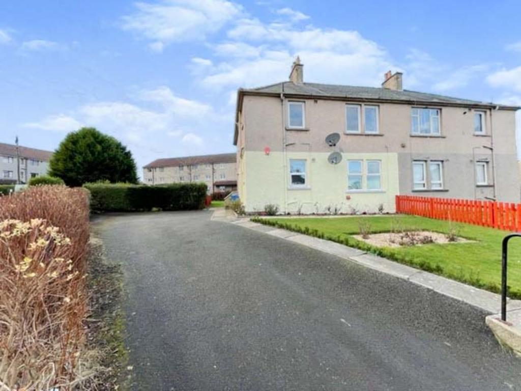 Winifred Street, Kirkcaldy 2 bed flat £75,000