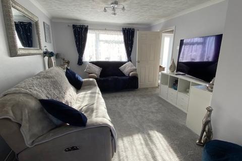 5 Chard Road, Clevedon, BS21 6LW