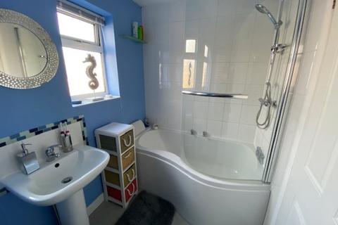 5 Chard Road, Clevedon, BS21 6LW