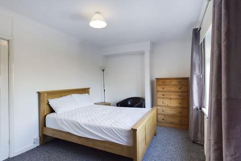 62 Channel View Road, Cardiff, CF11 7EN