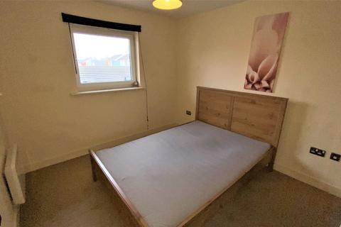2 bedroom apartment to rent - Penner Court, Newport,