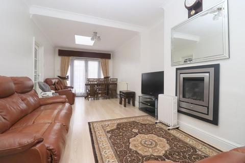 32 Grantham Road, Luton, LU4 8JX