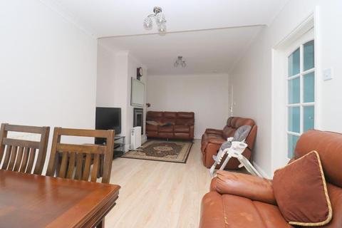 32 Grantham Road, Luton, LU4 8JX