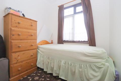 32 Grantham Road, Luton, LU4 8JX
