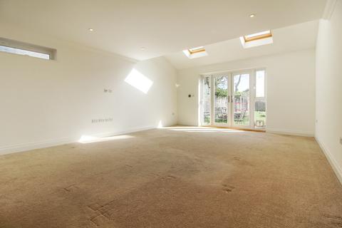 1 St Michaels Bath Road, Padworth, Reading, RG7 5HR
