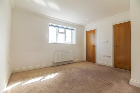 1 St Michaels Bath Road, Padworth, Reading, RG7 5HR