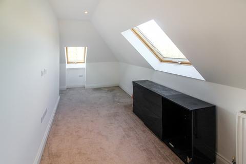 1 St Michaels Bath Road, Padworth, Reading, RG7 5HR